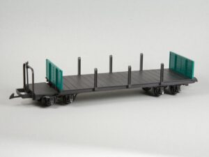 Niederbordwagen mit Rungen und Bühne, grün