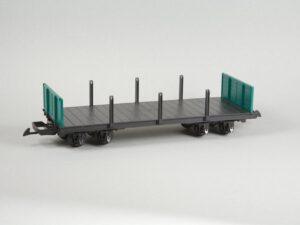 Niederbordwagen mit Rungen, grün