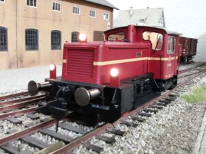 Köf3 BR332 Epoche III mit Hakenkupplung Spur 0 1:45