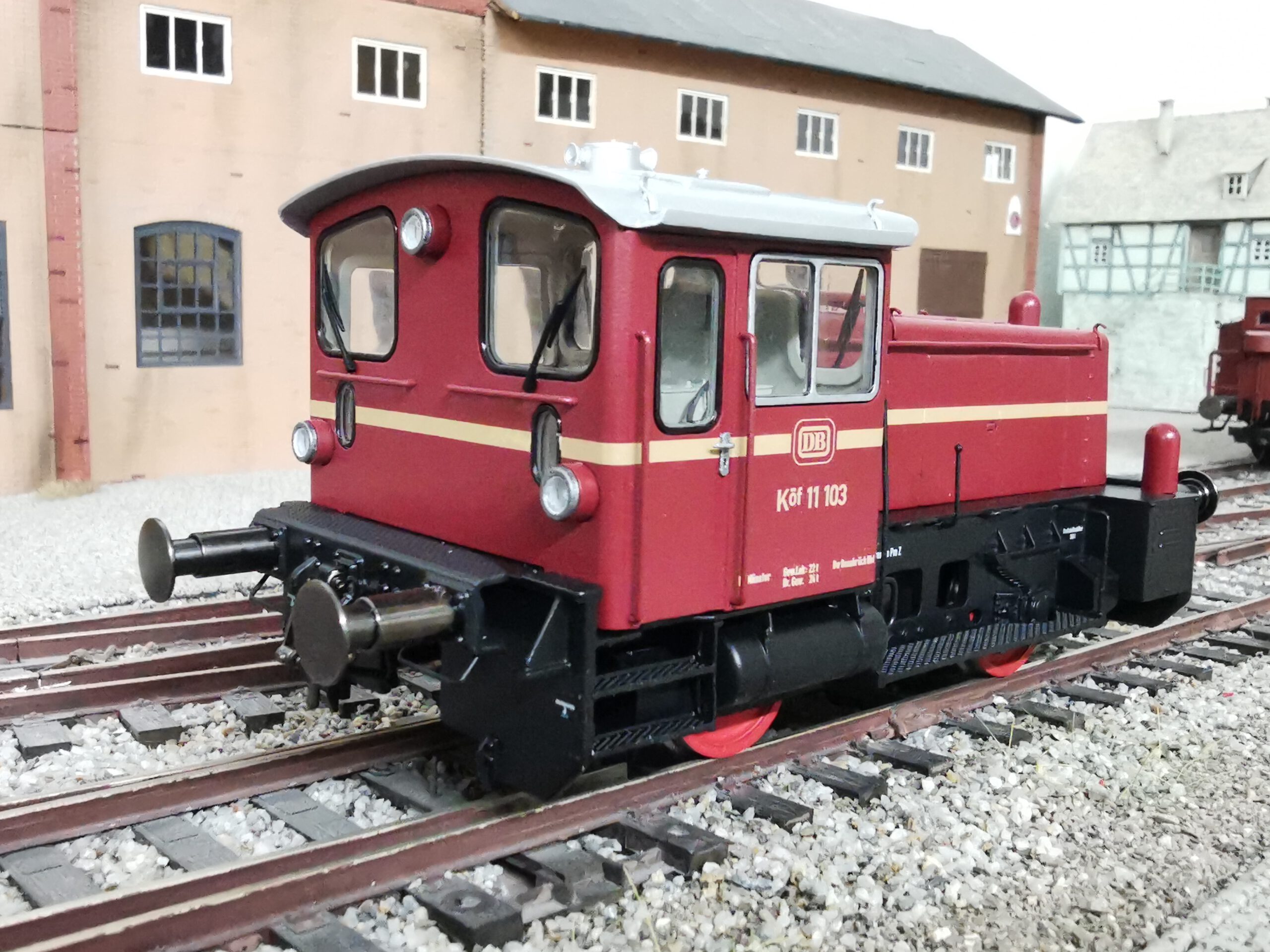 Köf3 BR332 Epoche III mit Schraubenkupplung Spur 0 1:45
