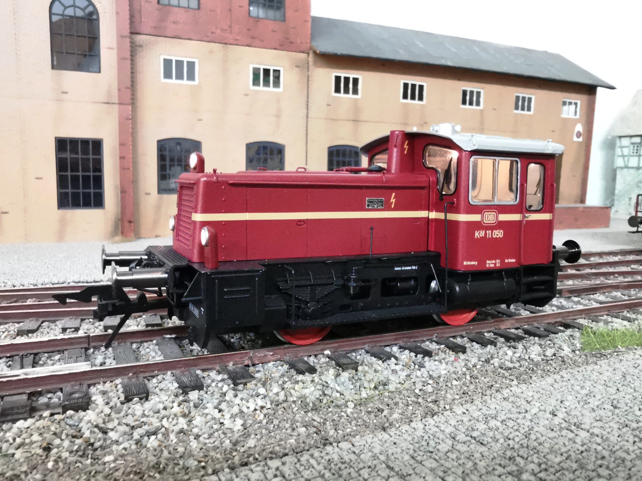Köf3 BR332 Epoche III mit Hakenkupplung Spur 0 1:45