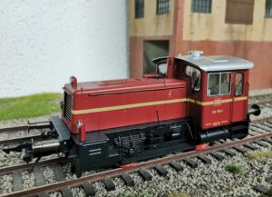 Köf3 BR332 Epoche IV mit Hakenkupplung Spur 0 1:45